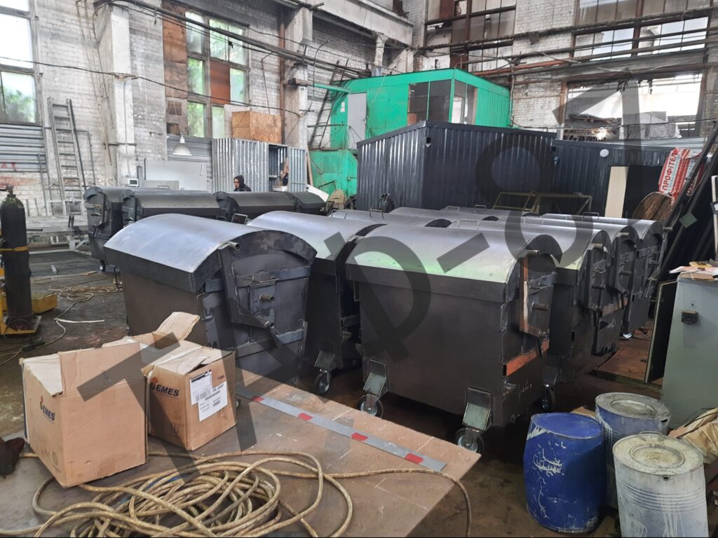 Виготовлення та продаж євроконтейнерів для сміття