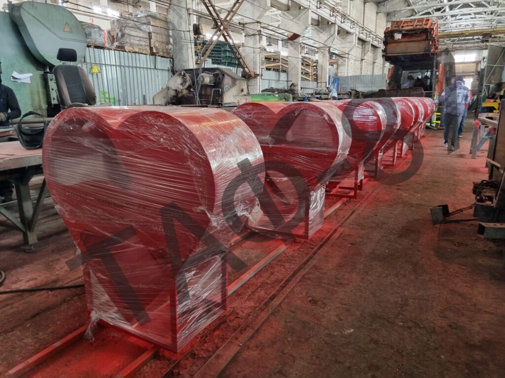 Нестандартні контейнери для сміття